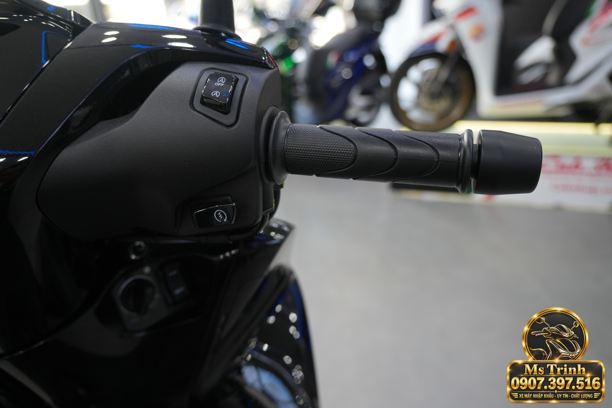 Honda SH150i Ý đen bóng 2027 tại Hải Phòng - Sơn bóng lịch sự, tiện ích cho mỗi ngày