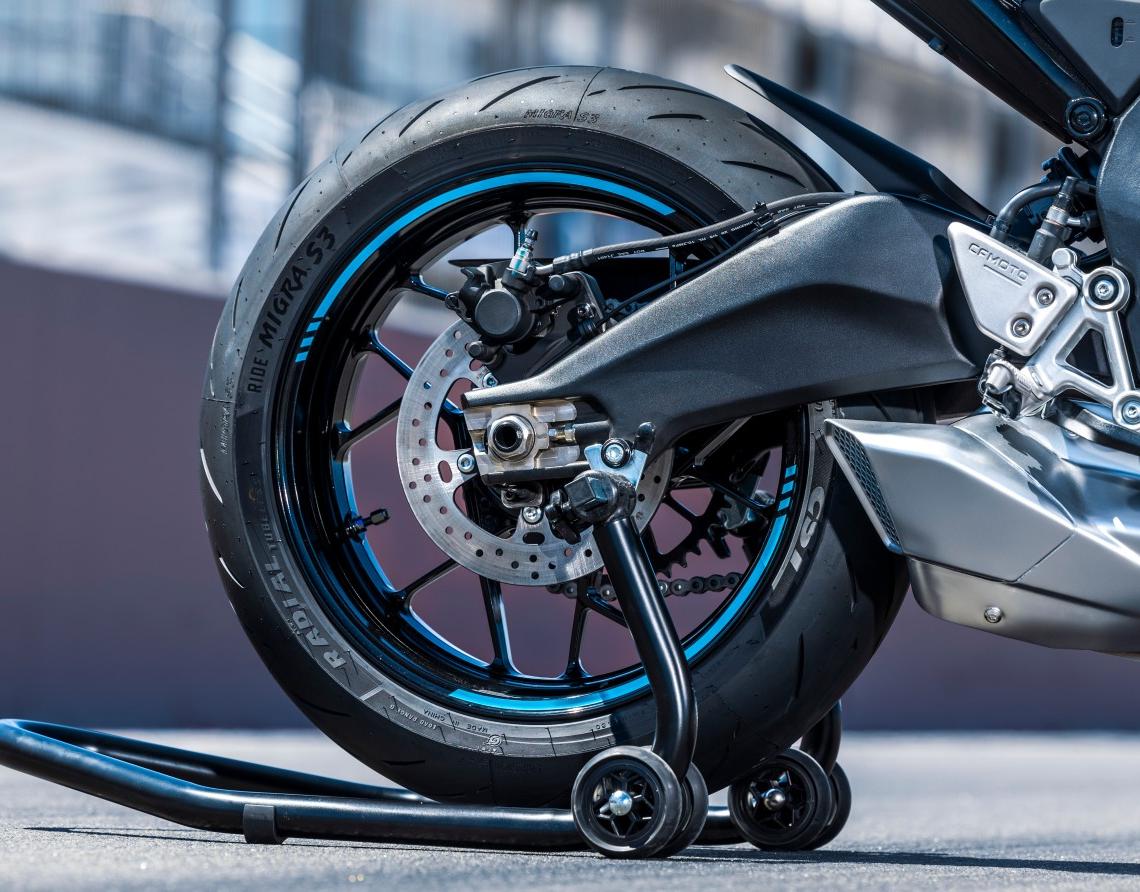 CF Moto 675SR-R 2025 3 Xi Lanh Ngang, Siêu Thể Thao, Giá Rẻ tại Hải Phòng