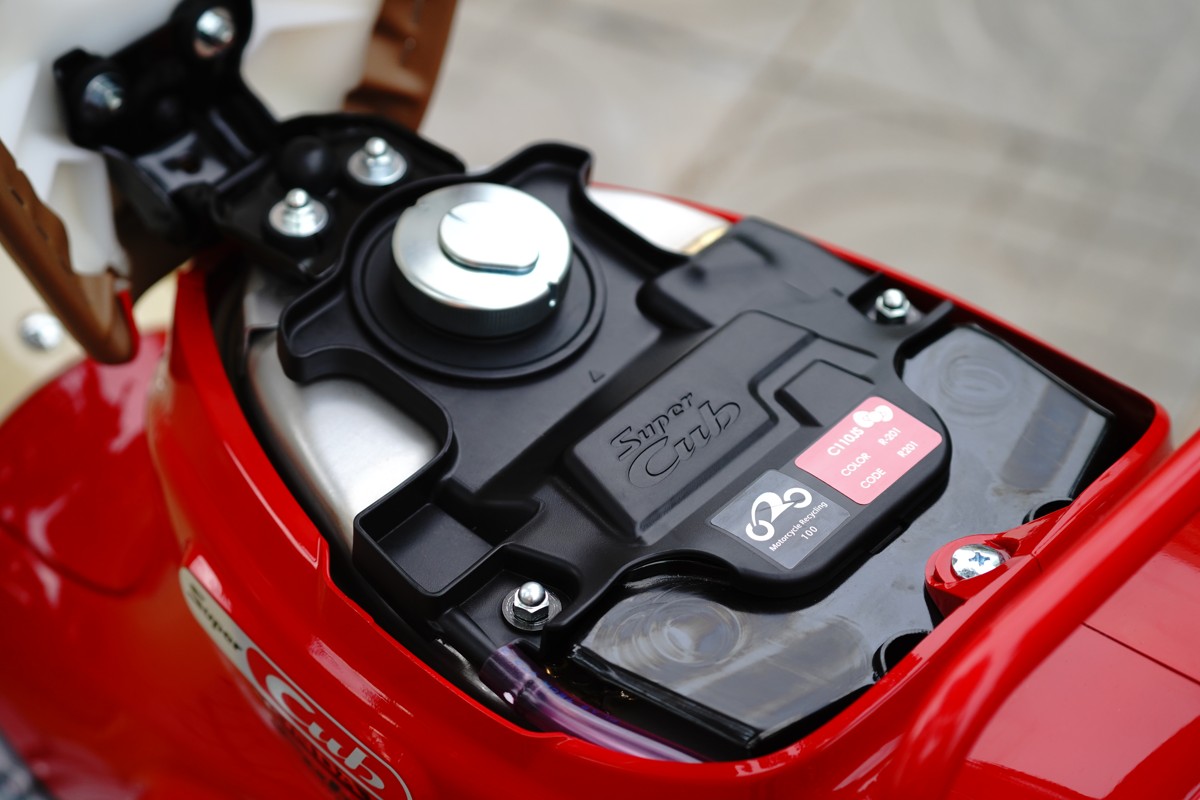Honda Super Cub 110ABS Hello Kitty Edition, Made In Japan tại Hải Phòng