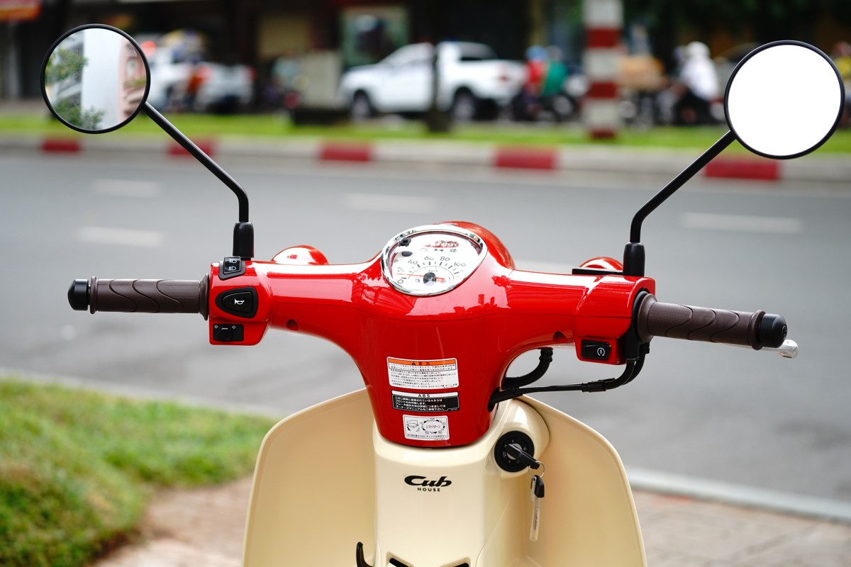 Honda Super Cub 110ABS Hello Kitty Edition, Made In Japan tại Hải Phòng