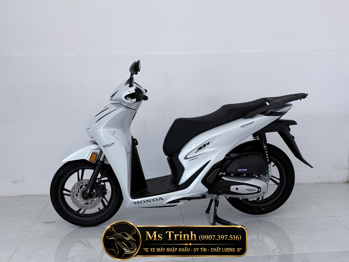 Honda SH150i Special Edition Standard nhập HMR Ý màu trắng tại Hải Phòng: Giá trị nằm trong từng chi tiết nguyên bản