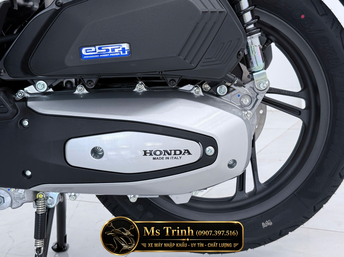 Honda SH150i Special Edition Standard nhập HMR Ý màu trắng tại Hải Phòng: Giá trị nằm trong từng chi tiết nguyên bản