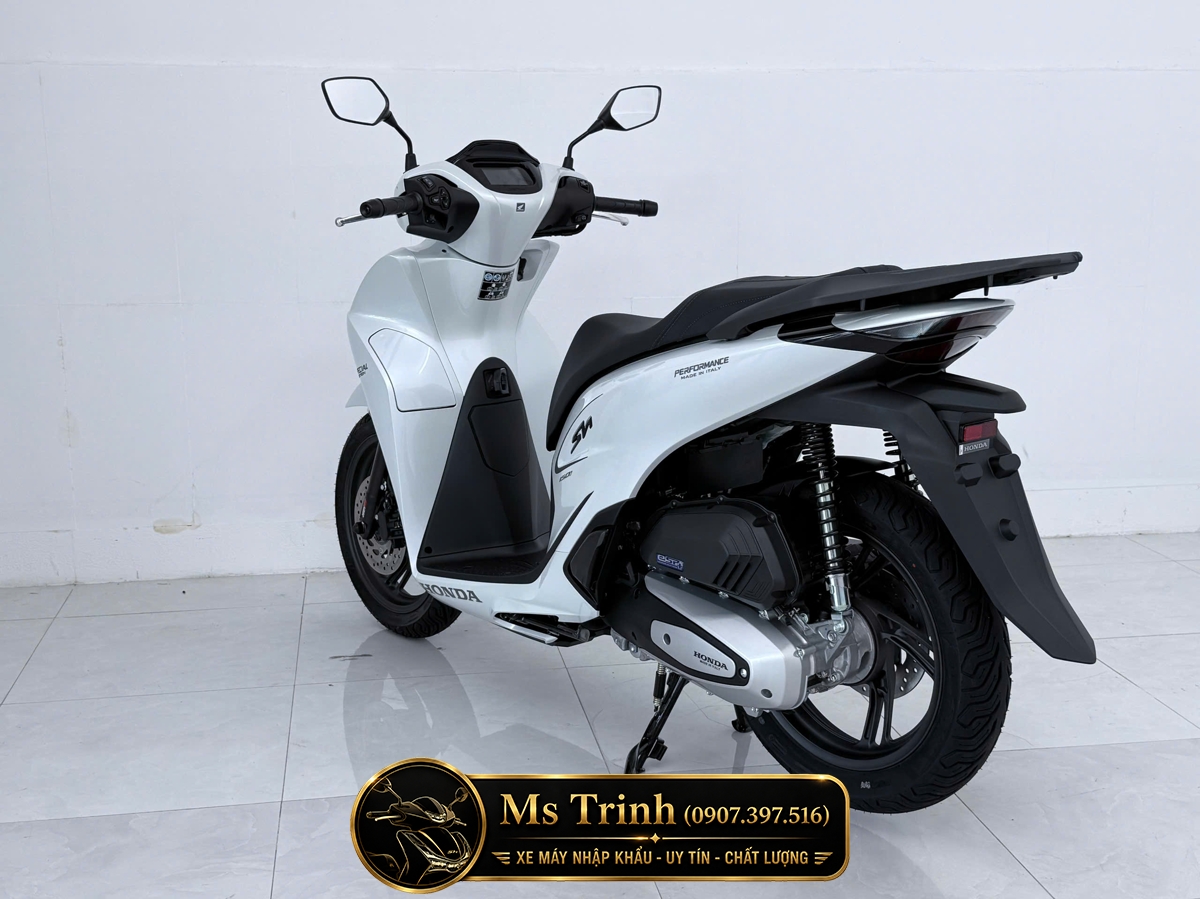 Honda SH150i Special Edition Standard nhập HMR Ý màu trắng tại Hải Phòng: Giá trị nằm trong từng chi tiết nguyên bản