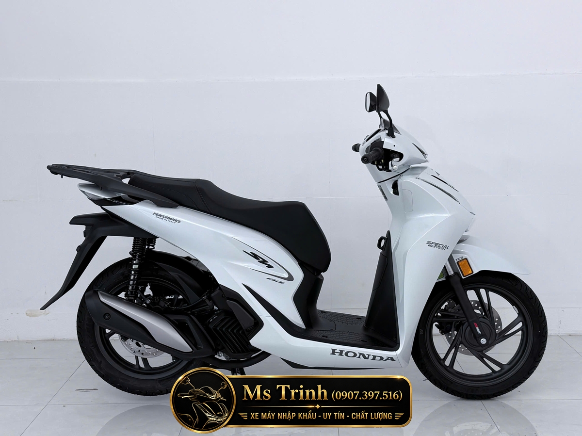 Honda SH150i Special Edition Standard nhập HMR Ý màu trắng tại Hải Phòng: Giá trị nằm trong từng chi tiết nguyên bản