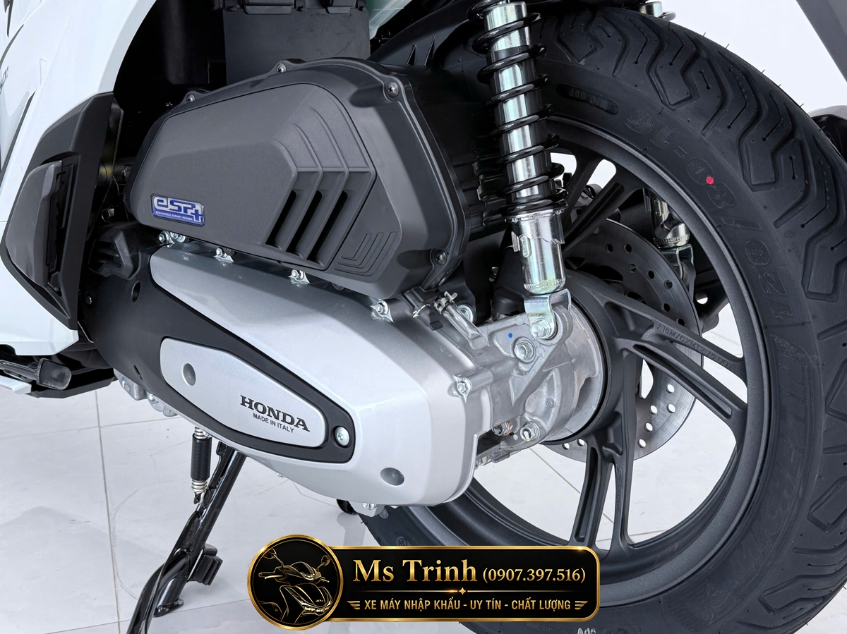 Honda SH150i Special Edition Standard nhập HMR Ý màu trắng tại Hải Phòng: Giá trị nằm trong từng chi tiết nguyên bản