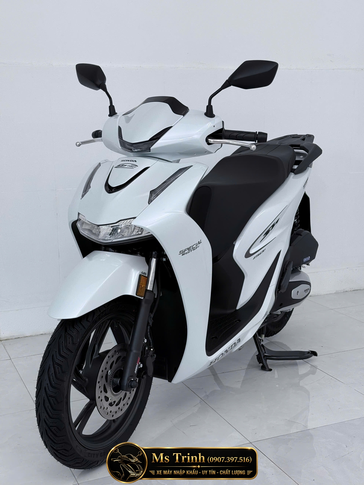 Honda SH150i Special Edition Standard nhập HMR Ý màu trắng tại Hải Phòng: Giá trị nằm trong từng chi tiết nguyên bản