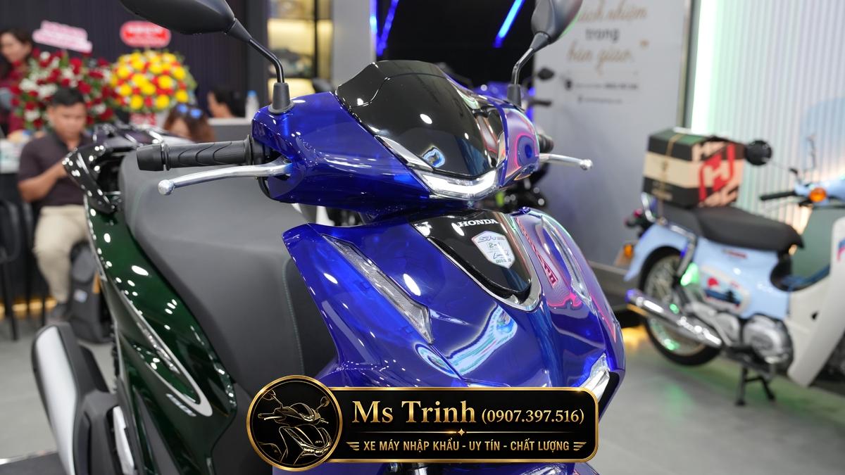 Honda SH150i Vetro Sapphire - Green tại Hải Phòng: SH Ý 2 trong 1 giới hạn 200 xe