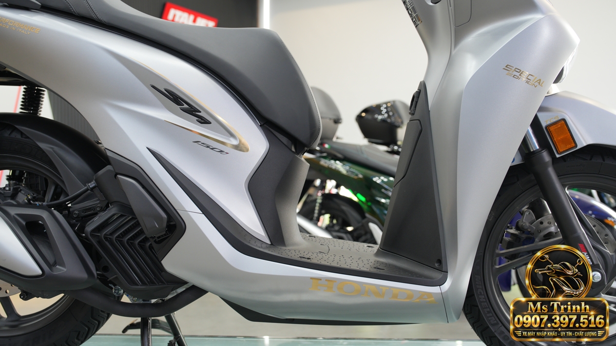 Honda SH150i Ý xám bạc 2027 tại Hải Phòng - Nhập Ý, tem vàng sang trọng, giá tốt