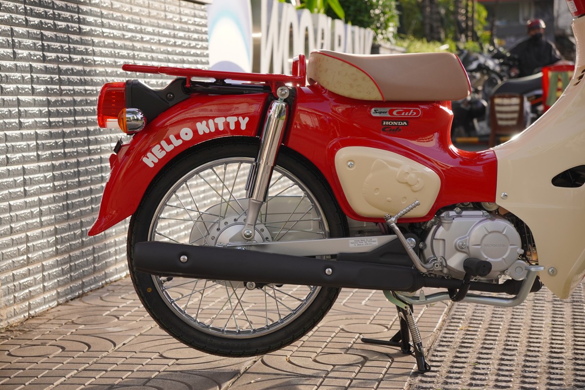 Honda Super Cub 50cc Hello Kitty Edition, Made In Japan, Hàng Hiếm tại Hải Phòng