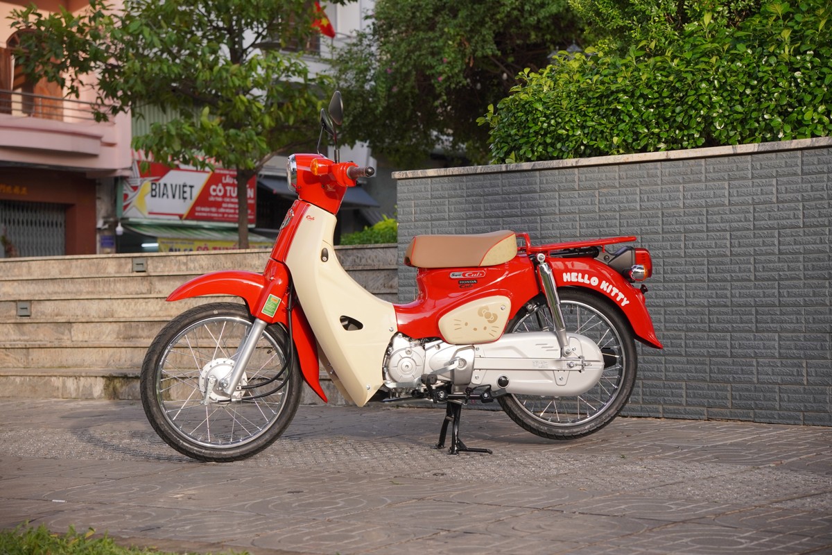 Honda Super Cub 50cc Hello Kitty Edition, Made In Japan, Hàng Hiếm tại Hải Phòng