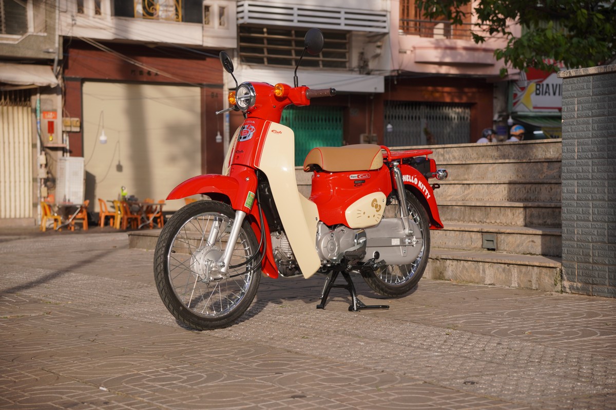 Honda Super Cub 50cc Hello Kitty Edition, Made In Japan, Hàng Hiếm tại Hải Phòng
