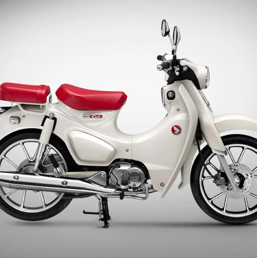Honda Super Cub 125 Custom Edition Thái Lan 2025 màu trắng tại Hải Phòng