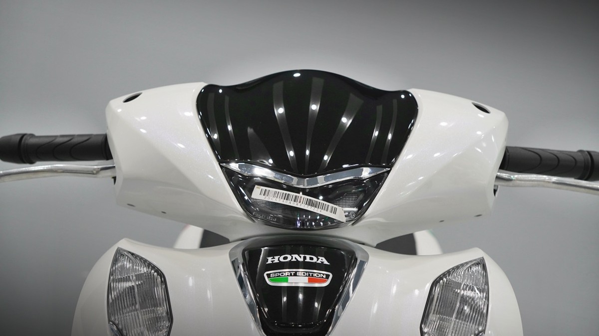 Honda SH150 trắng pha lê nhập Ý 2026 tại Hải Phòng - Sport Edition chính ngạch, chuẩn chất Ý
