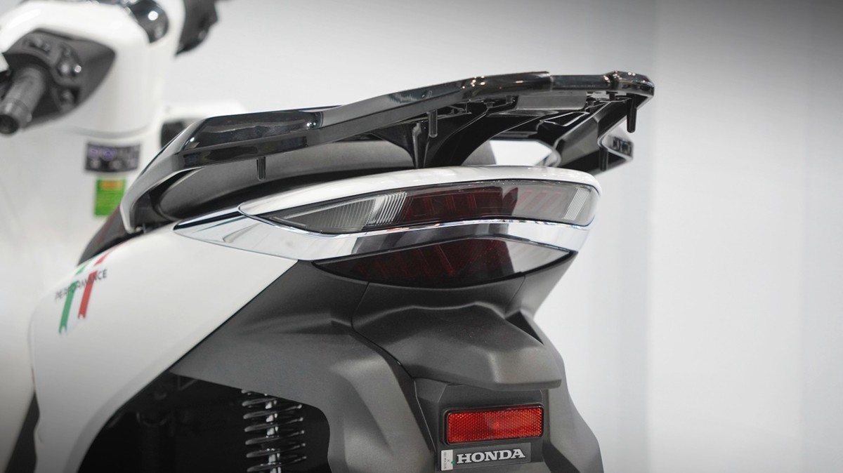 Honda SH150 trắng pha lê nhập Ý 2026 tại Hải Phòng - Sport Edition chính ngạch, chuẩn chất Ý