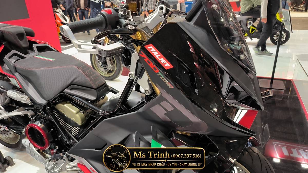 Italjet 700 2026 Tại Hải Phòng - Chiến Binh Chỉ 700 Xe Hyper Scooter Cực Hiếm hồ sơ hải quan, nhập chính ngạch