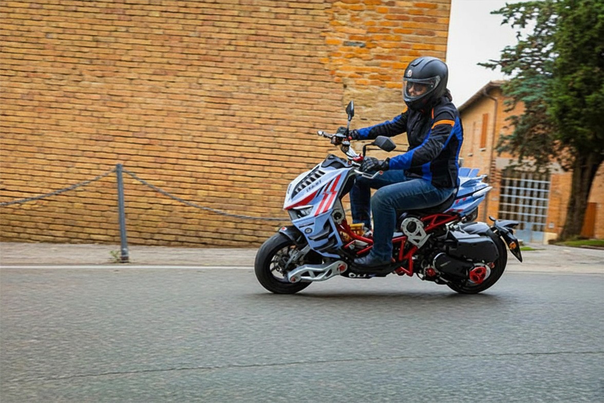 Italjet Dragster 300 Gresini Racing Tại Hải Phòng - Chiếc Scooter Ý Khiến Dân Chơi Xe Phải Ngoái Nhìn