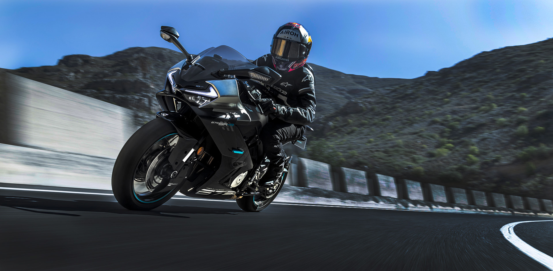 CF Moto 675SR-R 2025 3 Xi Lanh Ngang, Siêu Thể Thao, Giá Rẻ tại Hải Phòng