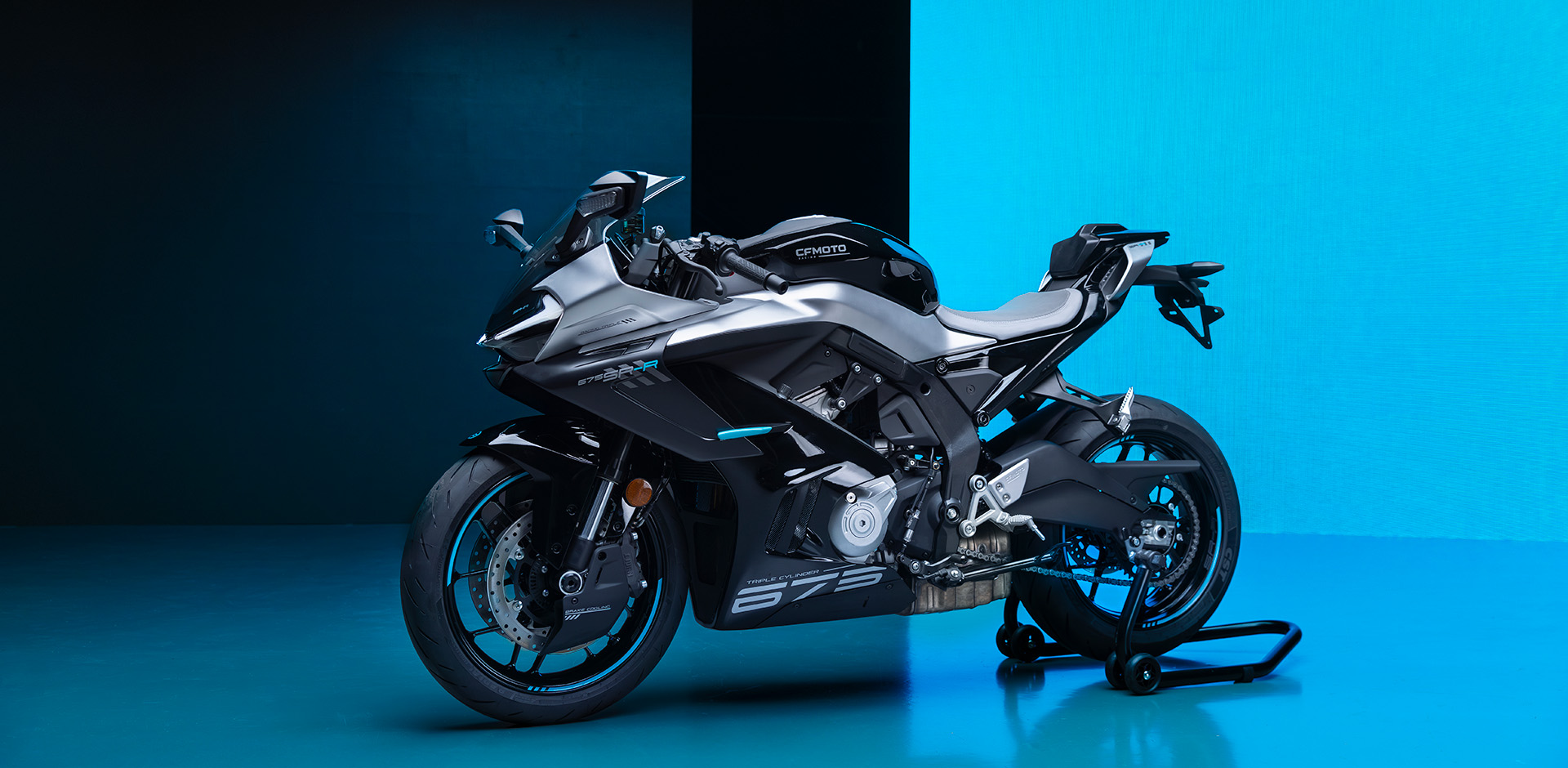 CF Moto 675SR-R 2025 3 Xi Lanh Ngang, Siêu Thể Thao, Giá Rẻ tại Hải Phòng